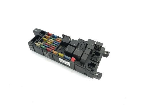 Used Fuse box VOLVO S60 I (384) 2.4 D (130 hp) 25024192
