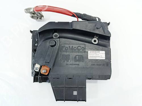 Used Fuse box FORD KUGA II (DM2) [2012-2025]  28444760