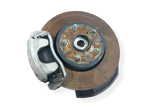 Used Left front steering knuckle TOYOTA C-HR (_X1_) 1.8 Hybrid (ZYX10_, ZYX11_, ZYX10R, ZYX11R) (122 hp) 32849350