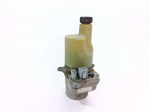 Used Steering pump VOLVO S40 II (544) D5 (179 hp) 30891959