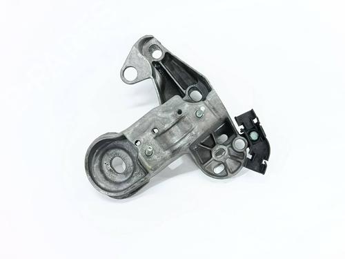 Used Engine mount Engine mount AUDI A6 C5 (4B2, 4B4) [1997-2005] 33207816 33207816