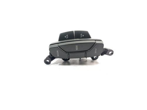 Used Steering wheel controls CHEVROLET CAPTIVA (C100, C140) [2006-2025]  20703110