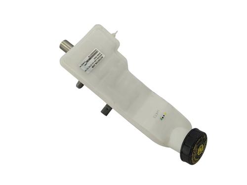 Brake master cylinder MERCEDES-BENZ GLA-CLASS (X156) GLA 200 CDI / d (156.908) | BP28012990M77 
