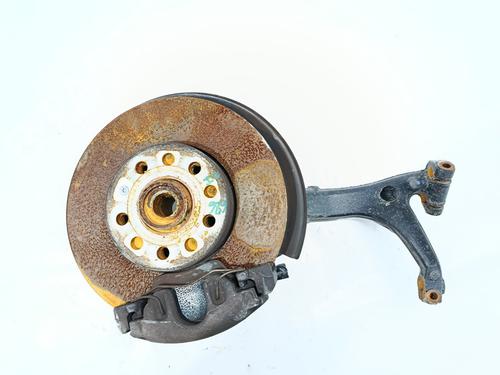 Used Left front steering knuckle SKODA SUPERB I (3U4) [2001-2008]  30661509