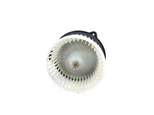 Used Heater blower motor LAND ROVER DISCOVERY III (L319) 2.7 TD 4x4 (190 hp) 18836978