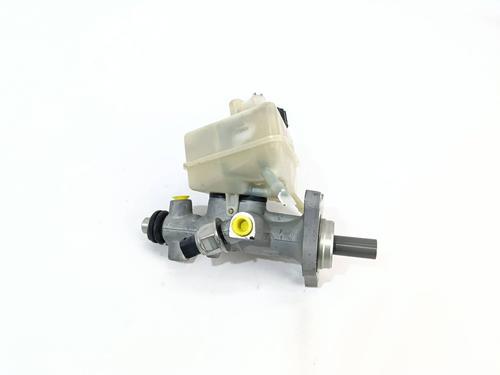 Used Brake master cylinder MERCEDES-BENZ CLK (C209) CLK 200 Kompressor (209.342) (163 hp) 29700909