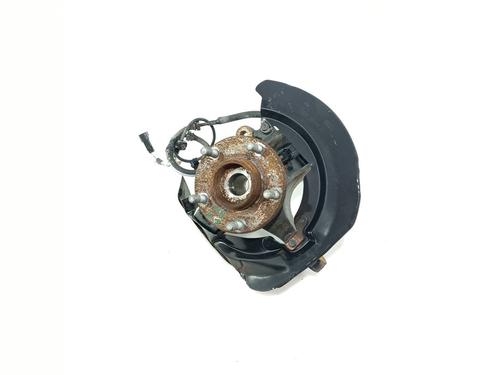Used Left front steering knuckle MAZDA 3 Saloon (BK) [1999-2009]  17899889