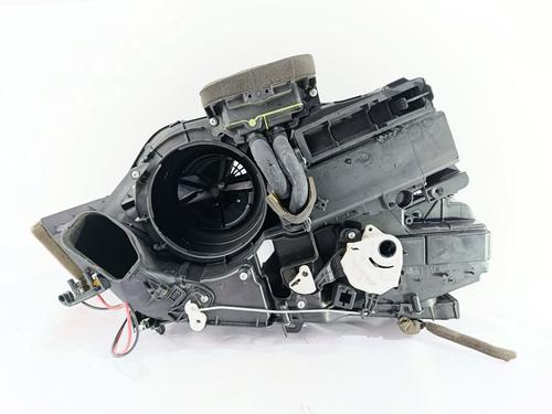 Used Heater matrix box RENAULT CLIO III (BR0/1, CR0/1) 1.5 dCi (75 hp) 32160196