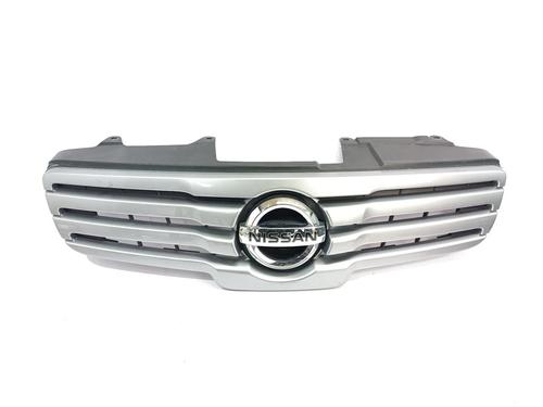 Used Grille NISSAN QASHQAI / QASHQAI +2 I (J10, NJ10, JJ10E) [2006-2014]  22420101