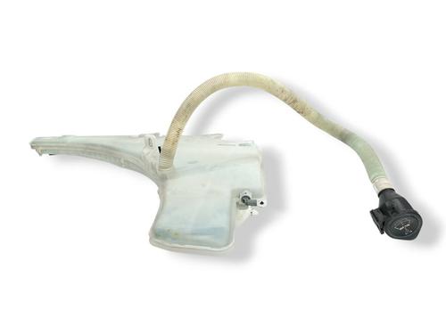 windscreen-washer-tank-bmw-3-e90-2004-2005-2006-2007-2008-2009-2010-2011-2012-34627937 main image