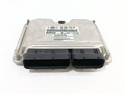 Calculateur moteur (ecu) VW GOLF IV (1J1) [1997-2008]  28319822