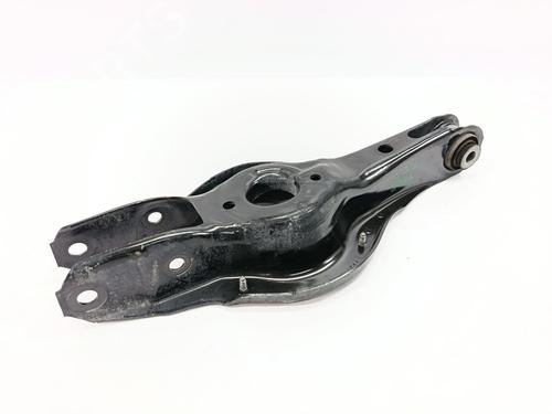 Used Left rear suspension arm Left rear suspension arm 37283214 37283214