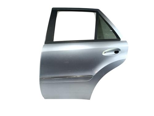 Used Left rear door MERCEDES-BENZ M-CLASS (W164) [2005-2012]  25613935