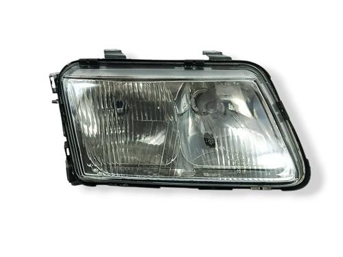 Used Right headlight AUDI A3 (8L1) [1996-2006]  32183557