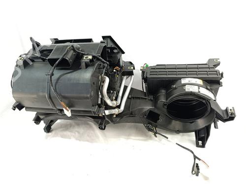 Used Heater matrix box LAND ROVER DISCOVERY III (L319) 2.7 TD 4x4 (190 hp) 18666576