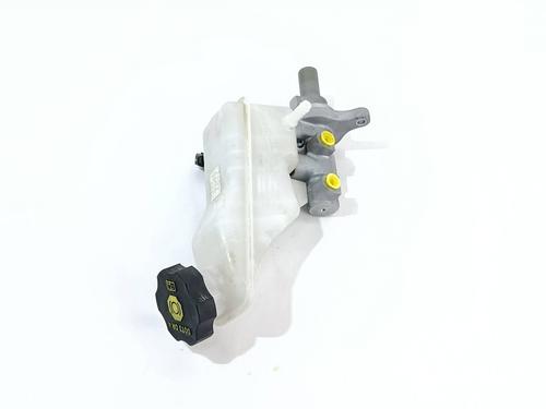 Brake master cylinder HYUNDAI TUCSON (TL, TLE) 1.6 GDi | BP29523199M77