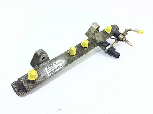 Used Injection rail RENAULT MASTER II Van (FD) 3.0 dCi 140 (FD0T, FD0S, FD2T, FD3S, FD8S) (136 hp) 30527323