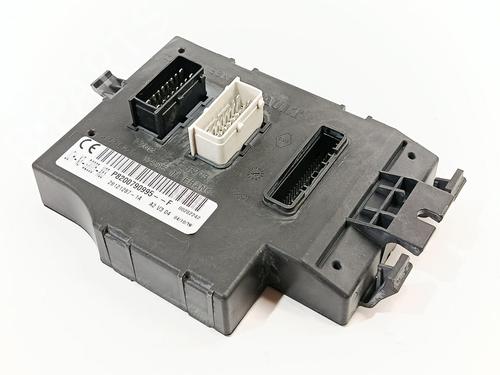 Elektronisk modul RENAULT TRAFIC II Platform/Chassis (EL) 2.0 16V (EL0L) (117 hp) 28444775