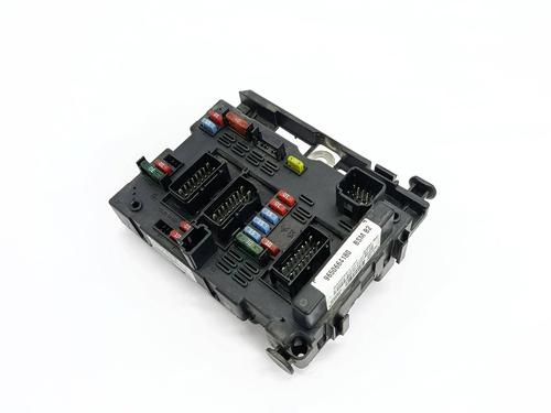 Used Fuse box Fuse box 36869234 36869234