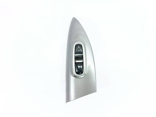 Used Right front window switch Right front window switch NISSAN JUKE (F15) [2010-2019] 33163011 33163011