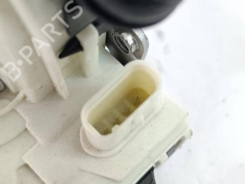Front left lock MERCEDES-BENZ GLA-CLASS (X156) GLA 200 CDI / d (156.908) | BP15957281C98 