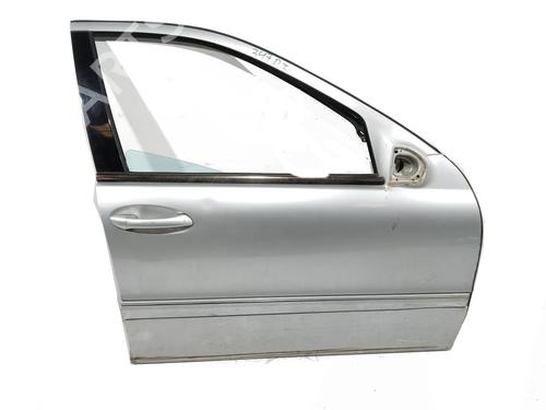 Used Right front door MERCEDES-BENZ C-CLASS (W203) [2000-2007]  15867860