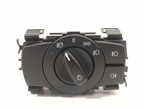 Used Headlight switch BMW 1 (E81) [2006-2012]  15865415