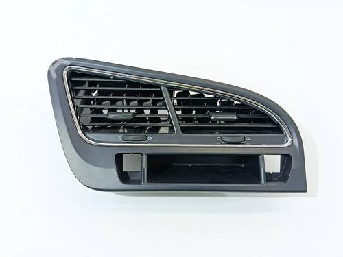 Used Air vent PEUGEOT 5008 (0U_, 0E_) 1.6 HDi (114 hp) 30052658