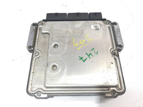 Engine control unit (ECU) DACIA DOKKER MPV (KE_)  | BP15864695M57 