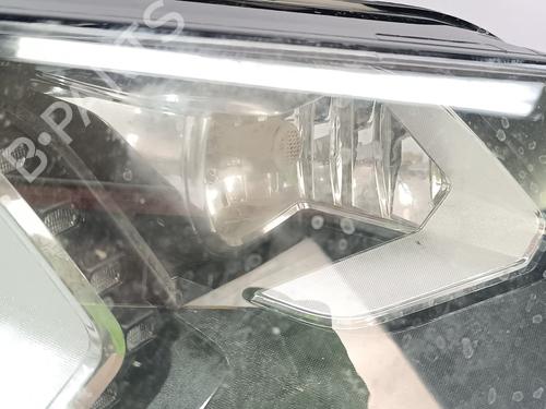Right headlight VW SHARAN (7N1, 7N2)  | BP29718737C29 