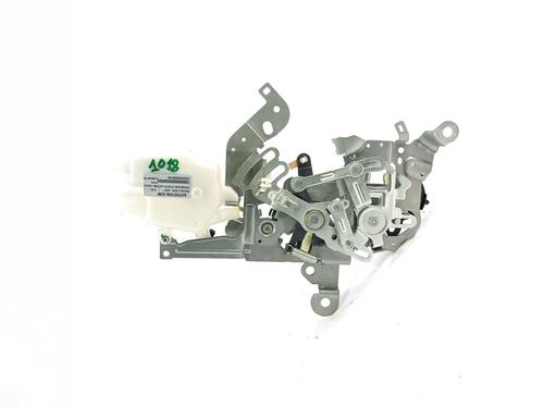 Venstre bagtil lås MAZDA 5 (CW) 1.6 CD (116 hp) 24631102