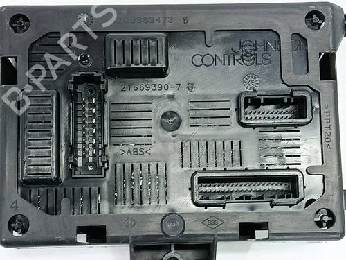 Fuse box RENAULT CLIO III (BR0/1, CR0/1) 1.5 dCi | BP31630904E1 