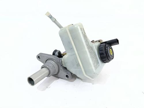 Used Brake master cylinder VW PASSAT B7 Variant (365) 2.0 TDI (140 hp) 29700139