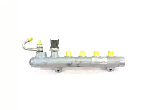 Used Injection rail OPEL ASTRA H (A04) [2004-2014]  26384071