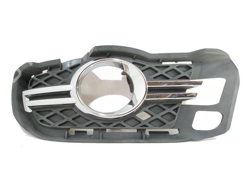 Used Grille MERCEDES-BENZ C-CLASS (W202) [1993-2000]  15870063