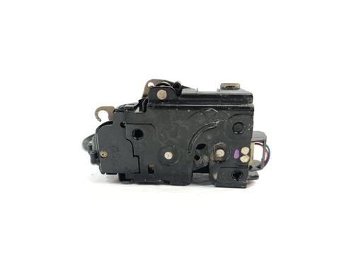 Rear left lock VW PASSAT B5.5 (3B3) 2.0 | BP20105029C100 