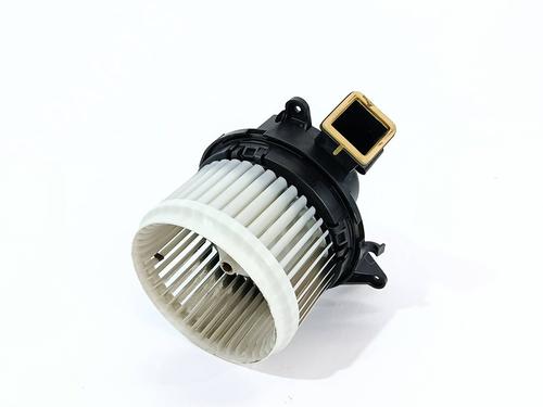 Used Heater blower motor FIAT 500L (351_, 352_) 1.3 D Multijet (199LXY1A, 199LXY11) (84 hp) 29219927