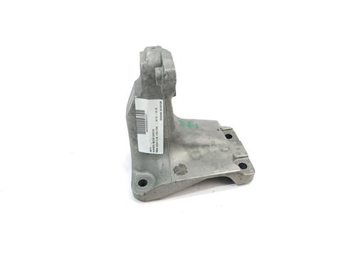 Used Engine mount BMW 3 (F30, F80) 318 d (143 hp) 19447059