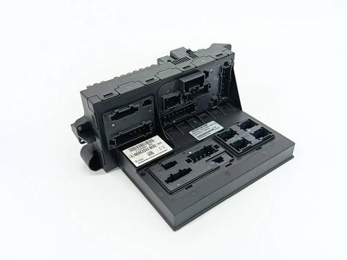 Used Fuse box Fuse box MERCEDES-BENZ E-CLASS (W211) [2002-2009] 32849408 32849408