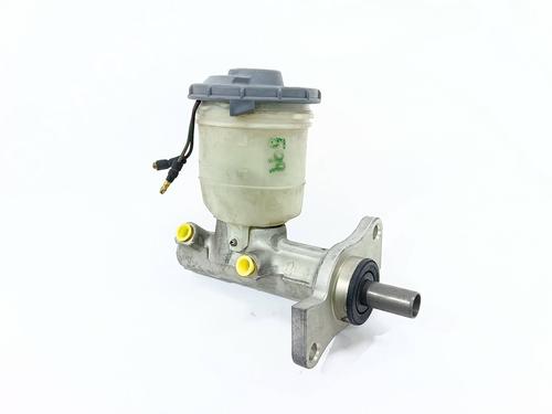 Used Brake master cylinder HONDA CIVIC VI Fastback (MA, MB) 1.5 i Vtec-E (MA9) (90 hp) 31872520