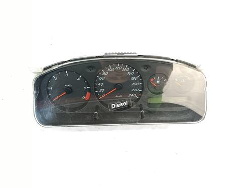 Used Instrument cluster NISSAN PRIMERA Hatchback (P11) 2.0 TD (90 hp) 22251867