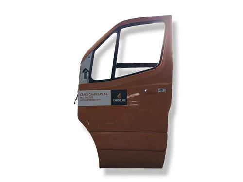 Used Left front door MERCEDES-BENZ SPRINTER 3,5-t Van (B907, B910) [2018-2026]  32071096