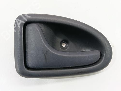 Used Front left interior door handle RENAULT MEGANE I Classic (LA0/1_) 1.9 dCi (LA05, LA1F) (102 hp) 30386079