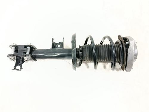 Used Left front shock absorber MERCEDES-BENZ GLA-CLASS (X156) GLA 200 CDI / d (156.908) (136 hp) 28091903