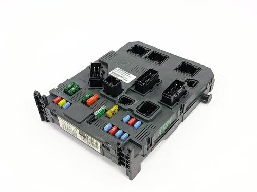 Used Fuse box Fuse box 39644633 39644633