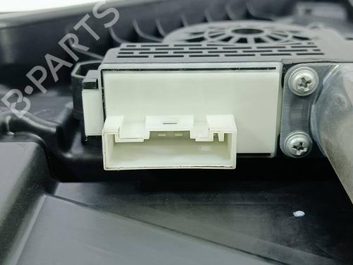 Front left window mechanism BMW 1 (F40) 118 d | BP35739356C22 - Image 4