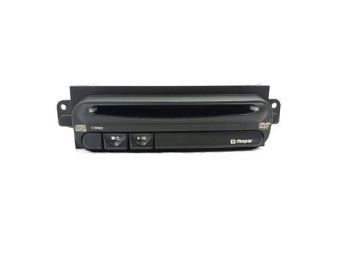 Used Radio CHRYSLER VOYAGER IV (RG, RS) [1999-2008]  18486706