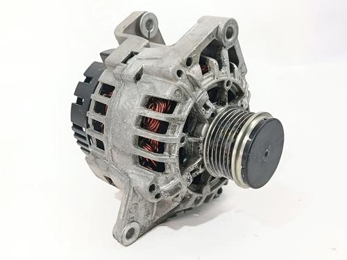 Alternador RENAULT MEGANE I Classic (LA0/1_) 1.9 dCi (LA05, LA1F) (102 hp) 30184553