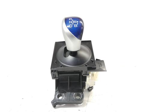 Gear lever TOYOTA AURIS (_E18_)  | BP15868264M90 