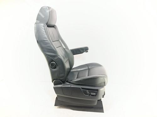 Right front seat LAND ROVER RANGE ROVER SPORT I (L320)  | BP29531249C16 